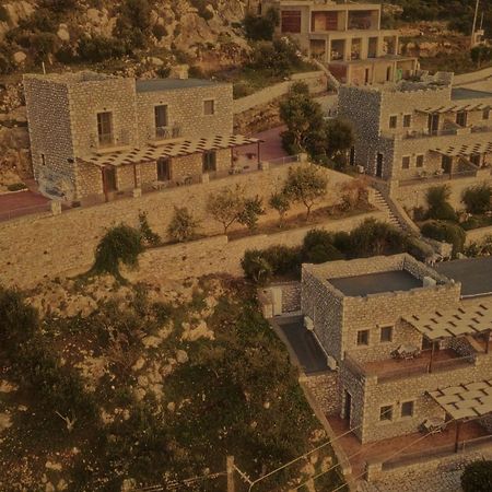 Onar Mani Suites Neo Oitilo Exterior photo