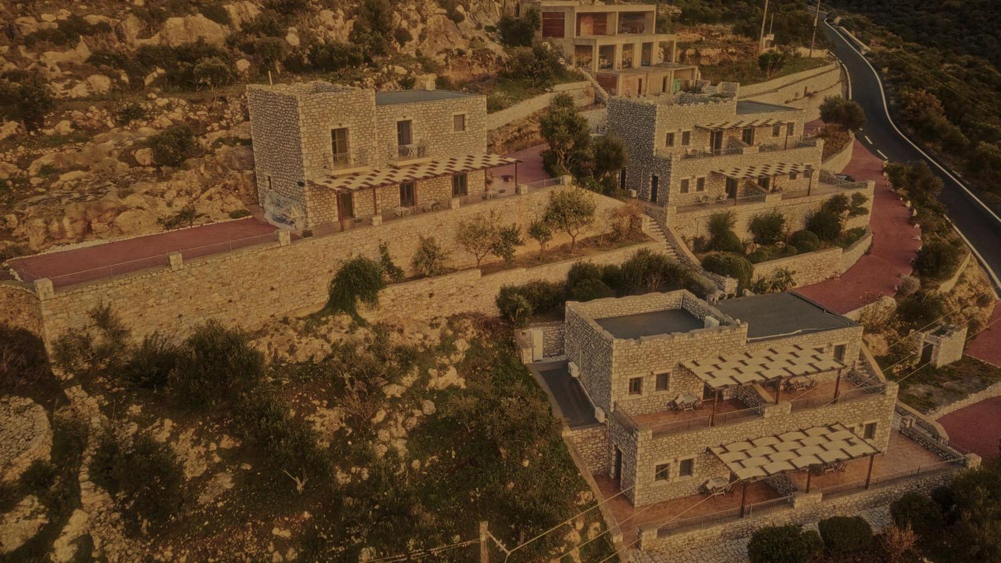Onar Mani Suites Neo Oitilo Exterior photo